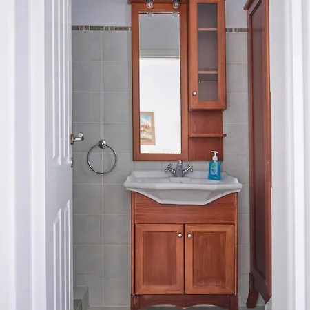 Villa Asterias - Cycladic House In Ampelas,